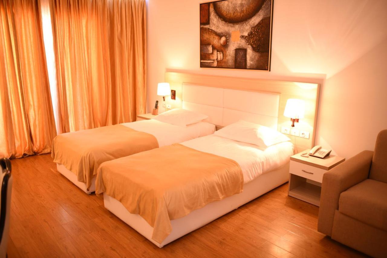 Hotel Bleart Škalngur 외부 사진