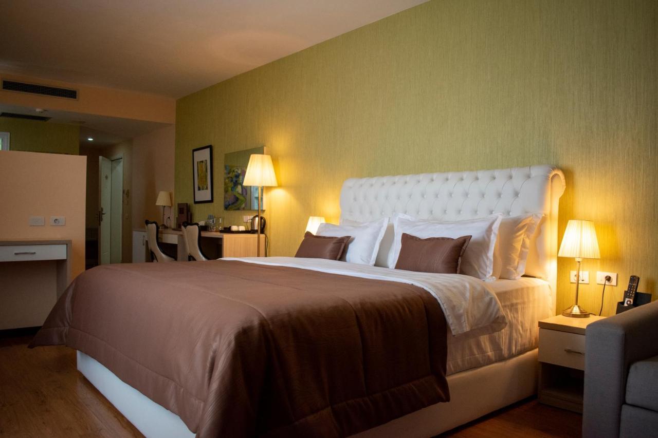 Hotel Bleart Škalngur 외부 사진